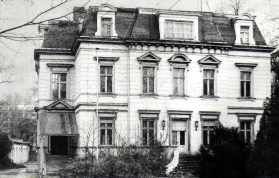 Bild 1 - Die Garbáty-Villa, vermutlich 1938 (Quelle: www.ansichtskarten-pankow.de)
